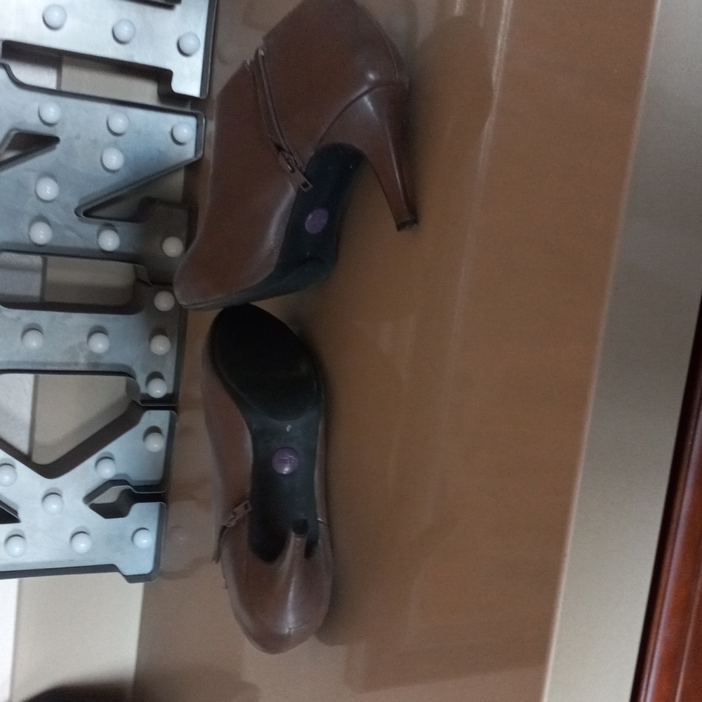 Bootie - Picture 4 of 4